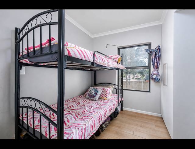 2 BEDROOM APARTMENT FOR SALE IN SILVER OAKS